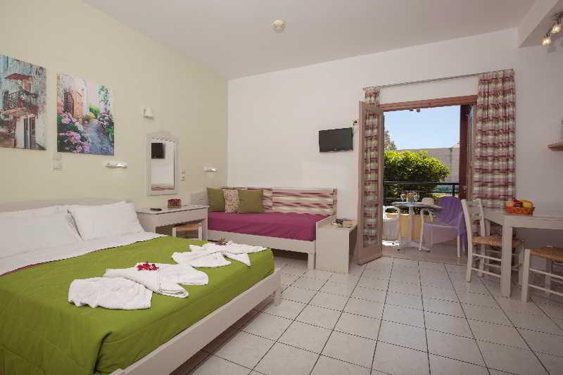 Latania Apartments Hersónissos Extérieur photo